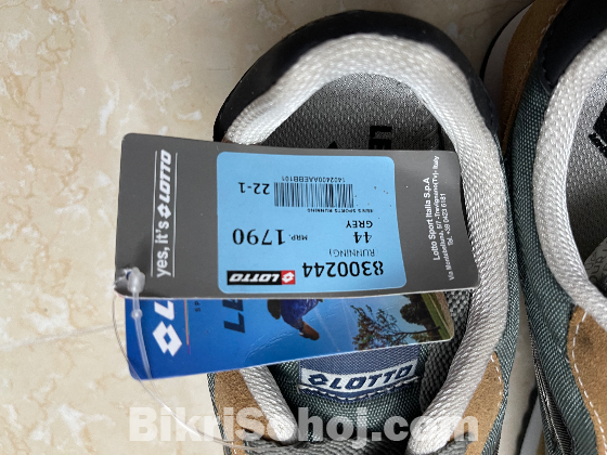Brand New Lotto Shoe